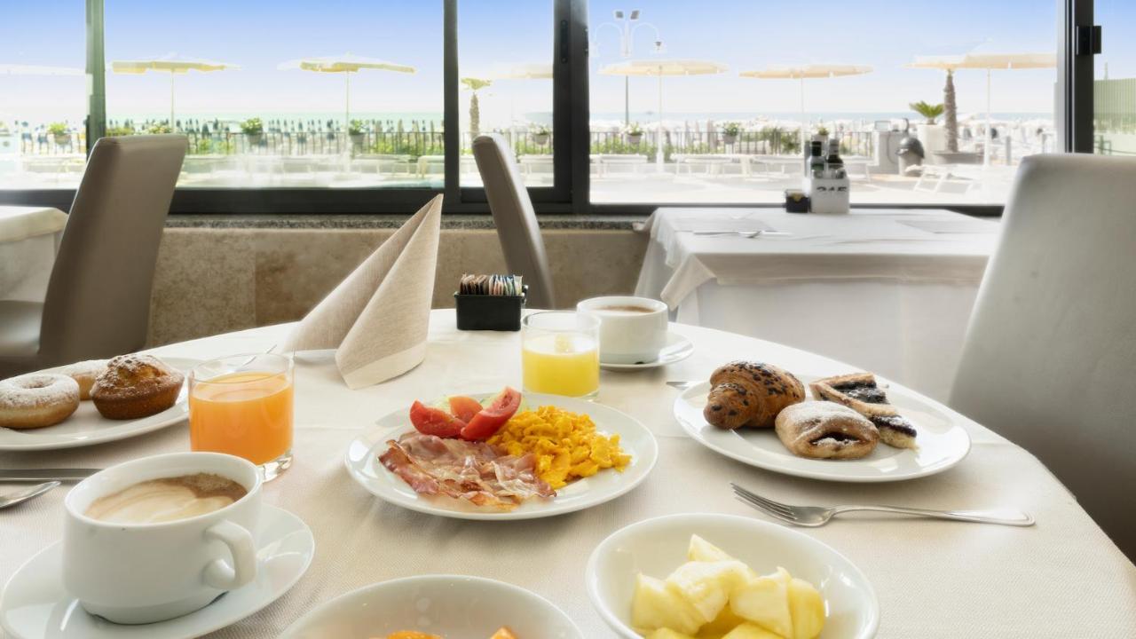 Hotel El Salvador Frontemare Piscina Riscaldata Lido di Jesolo Exterior foto